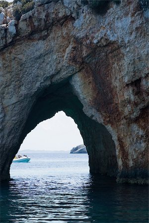 rock arch - Blue caves zante Stock Photo - Premium Royalty-Free, Code: 614-02613937