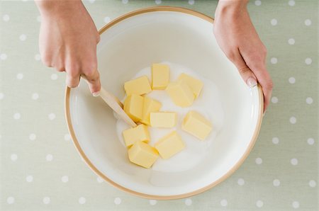 Faire un gâteau Photographie de stock - Premium Libres de Droits, Code: 614-02639936