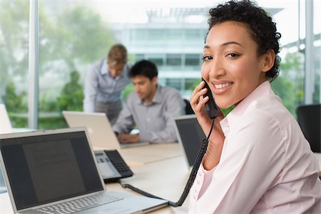 simsearch:614-02680155,k - Office worker on telephone Stock Photo - Premium Royalty-Free, Code: 614-02679120