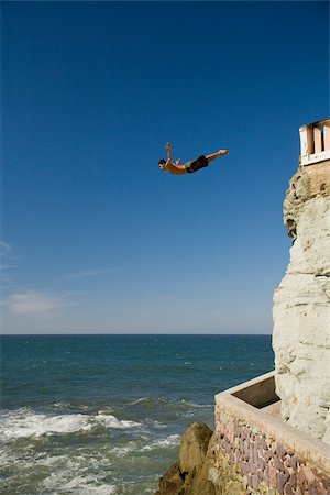 diving (jumping into water) - Plongeur de falaise à mazatlan Photographie de stock - Premium Libres de Droits, Code: 614-02679569