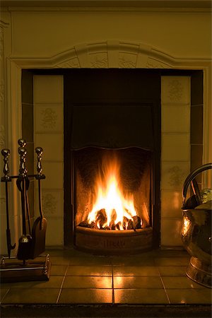 fire (things burning controlled) - A fireplace Stock Photo - Premium Royalty-Free, Code: 614-02763173