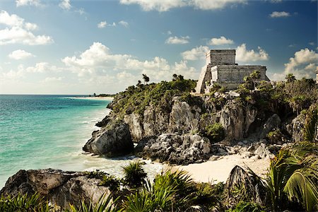 Mayan ruins and ocean in yucatan Stock Photo - Premium Royalty-Free, Code: 614-02838534