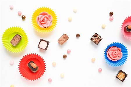 simsearch:614-02838633,k - Chocolates and candies Stock Photo - Premium Royalty-Free, Code: 614-02838594