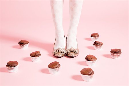 sugary - Legs of  woman and cakes Stock Photo - Premium Royalty-Free, Code: 614-02838628