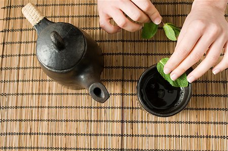 placemat - Making mint tea Foto de stock - Sin royalties Premium, Código: 614-02934488