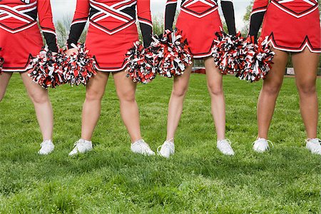 Cheerleaders with pom poms Foto de stock - Sin royalties Premium, Código: 614-02984836