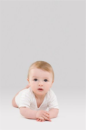 Portrait of a baby Foto de stock - Sin royalties Premium, Código: 614-02985032