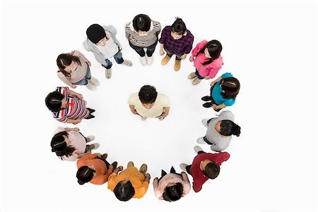 entouré - Homme dans le cercle des personnes Photographie de stock - Premium Libres de Droits, Code: 614-02983848