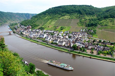 A tour boat on the rhine Stock Photo - Premium Royalty-Free, Code: 614-03020601