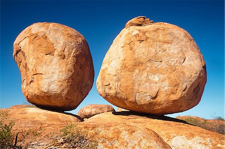 simsearch:841-02923983,k - Devils marbles Australie Photographie de stock - Premium Libres de Droits, Code: 614-03241299