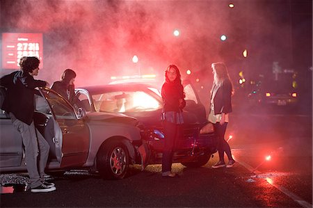 drunk driving - Young people involved in car crash Stock Photo - Premium Royalty-Free, Code: 614-03241397