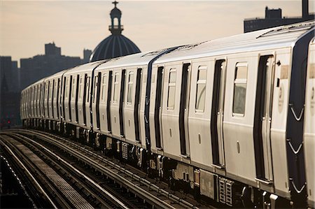 Rame de métro de New york Photographie de stock - Premium Libres de Droits, Code: 614-03393502