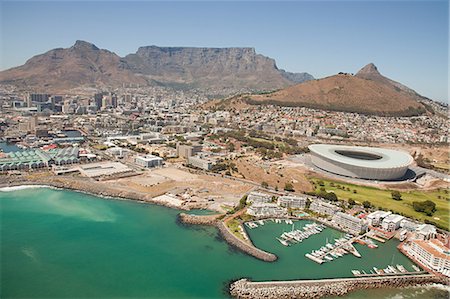 Cape town stadium and coast Foto de stock - Sin royalties Premium, Código: 614-03454949