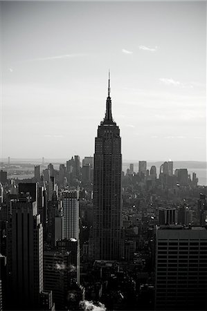 schwarzweiß - Empire State Gebäude und New York Stadtbild Stockbilder - Premium RF Lizenzfrei, Bildnummer: 614-03455092