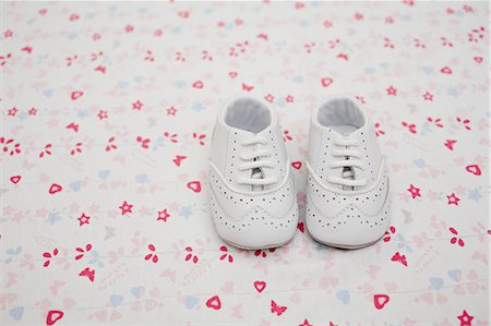 Baby shoes Stock Photo - Premium Royalty-Free, Code: 614-03648703