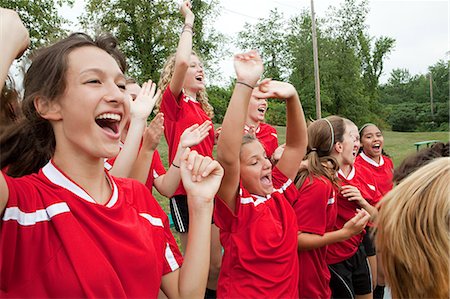 Joueurs de soccer féminin acclamations Photographie de stock - Premium Libres de Droits, Code: 614-03649539