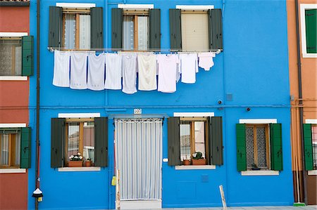 Maison avec lavage, Burano, Venise, Italie Photographie de stock - Premium Libres de Droits, Code: 614-03684342