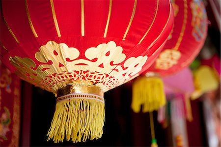 quartiere cinese - Lanterns in chinatown, London Fotografie stock - Premium Royalty-Free, Codice: 614-03684721