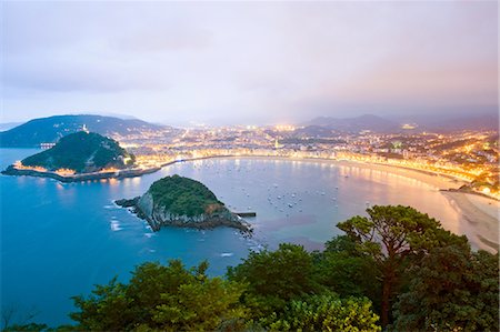 san sebastián - Baie de La Concha de Monte Igueldo, Saint-Sébastien, Espagne Photographie de stock - Premium Libres de Droits, Code: 614-03747168