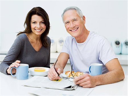 Couple d'âge mûr petit déjeuner Photographie de stock - Premium Libres de Droits, Code: 614-03763807