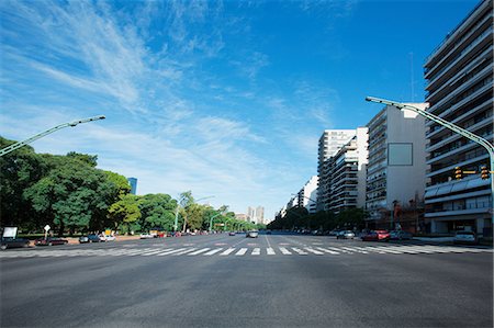 Avenue of the liberator, Buenos Aires, Argentina Foto de stock - Sin royalties Premium, Código: 614-03902149