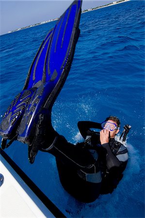 Rouler dans l'océan Photographie de stock - Premium Libres de Droits, Code: 614-03903840