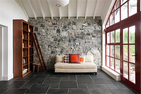 stonewall - Minimal room Stock Photo - Premium Royalty-Free, Code: 614-03982096
