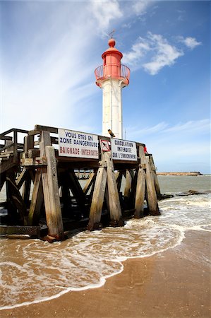 simsearch:610-02373572,k - France, Normandy, Trouville sur Mer, lighthouse Stock Photo - Premium Royalty-Free, Code: 610-05653999