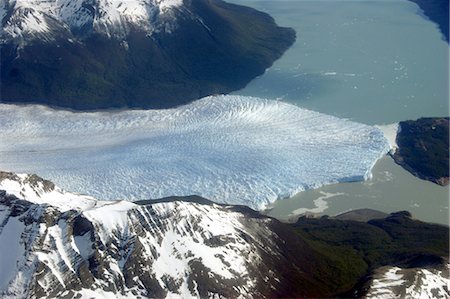 perito moreno glacier - Argentina, Satan Cruz province, Los Glaciares national park, Perito Moreno glacier Stock Photo - Premium Royalty-Free, Code: 610-05841151