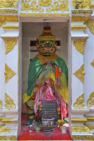 Thailand, Chiang Mai, wat phrathat doi suthep, statue Foto de stock - Sin royalties Premium, Código: 610-05842359