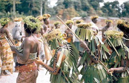 Pictures of gabon traditional festivals Stock Photos - Page 1 ...