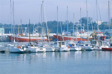 simsearch:610-00258031,k - France, Brittany, Concarneau, the port Stock Photo - Premium Royalty-Free, Code: 610-00682355