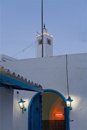 sidi bou said - Tunisia, Sidi Bou Said, cafe at dusk Foto de stock - Sin royalties Premium, Código: 610-01576216