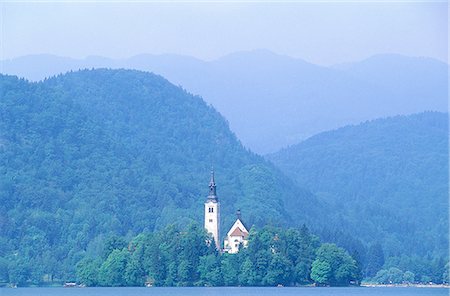simsearch:610-01576809,k - Slovénie, Bled, lac et église sur une île Photographie de stock - Premium Libres de Droits, Code: 610-02000389