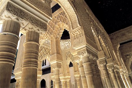 Spain, Andalusia, Granada, the Alhambra, court of the lions, architectural detail Foto de stock - Sin royalties Premium, Código: 610-02001182