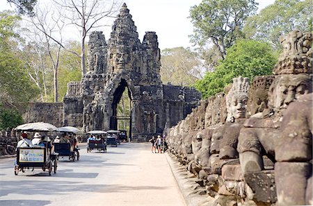 simsearch:610-01576300,k - Cambodia, Angkor Thom, the bayon. Foto de stock - Sin royalties Premium, Código: 610-02374579