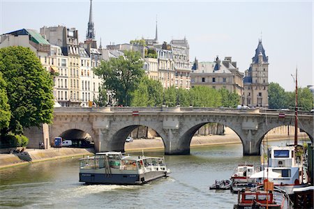 simsearch:610-00255339,k - France, Paris, boat-taxi Foto de stock - Sin royalties Premium, Código: 610-03504311