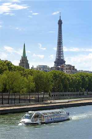 simsearch:610-00257047,k - France, Paris (75), Ile de France, american church and Eiffel tower Stock Photo - Premium Royalty-Free, Code: 610-03810022