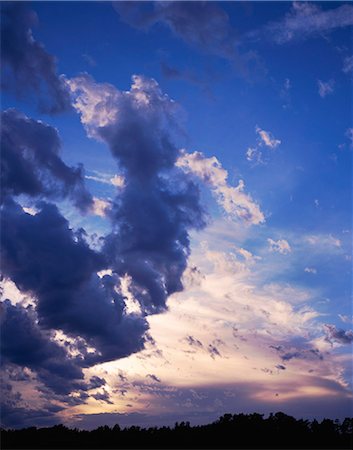 dramatic evening sky - Clouds on a sky. Stock Photo - Premium Royalty-Free, Code: 6102-03748012