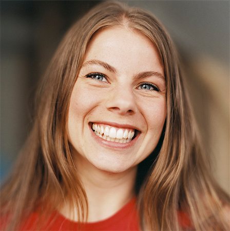 freundlich - Portrait d'une femme. Photographie de stock - Premium Libres de Droits, Code: 6102-03748195