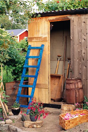 A shed in a garden. Stock Photo - Premium Royalty-Free, Code: 6102-03750476