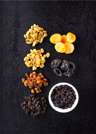 raisin - Dried fruit. Stock Photo - Premium Royalty-Free, Code: 6102-03866276