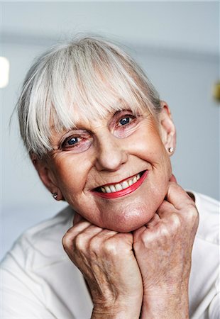 simsearch:6102-07602692,k - Portrait of a scandinavian elderly woman with long hair, Sweden. Foto de stock - Sin royalties Premium, Código: 6102-03826994