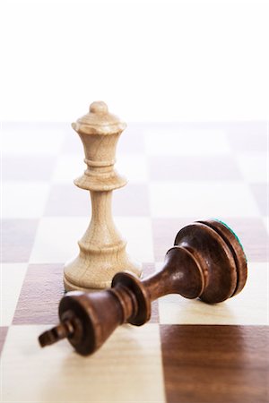 reine - Un jeu d'échecs, Suède. Photographie de stock - Premium Libres de Droits, Code: 6102-03827865