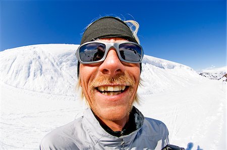 simsearch:6102-03750876,k - A moustached skier, Riksgransen, Sweden. Foto de stock - Sin royalties Premium, Código: 6102-03828790