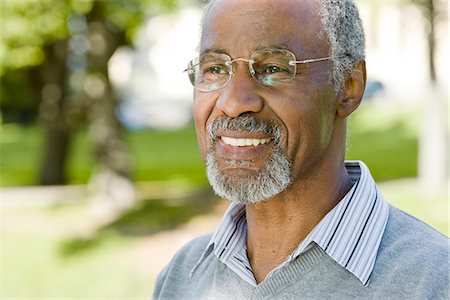 Portrait d'un homme senior, Suède. Photographie de stock - Premium Libres de Droits, Code: 6102-03903975