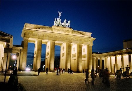 porta di brandeburgo - Brandenburg Gate, Berlin, Germany. Fotografie stock - Premium Royalty-Free, Codice: 6102-03904409