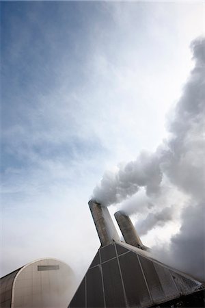 steam power plant - Smoke from geothermal power station Stock Photo - Premium Royalty-Free, Code: 6102-03905069