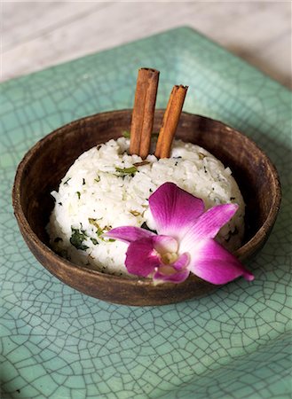 simsearch:685-03082036,k - A bowl of asian rice, Sweden. Foto de stock - Sin royalties Premium, Código: 6102-03905187