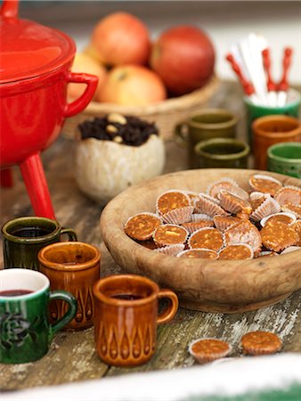 Maison caramel, Suède. Photographie de stock - Premium Libres de Droits, Code: 6102-03905211